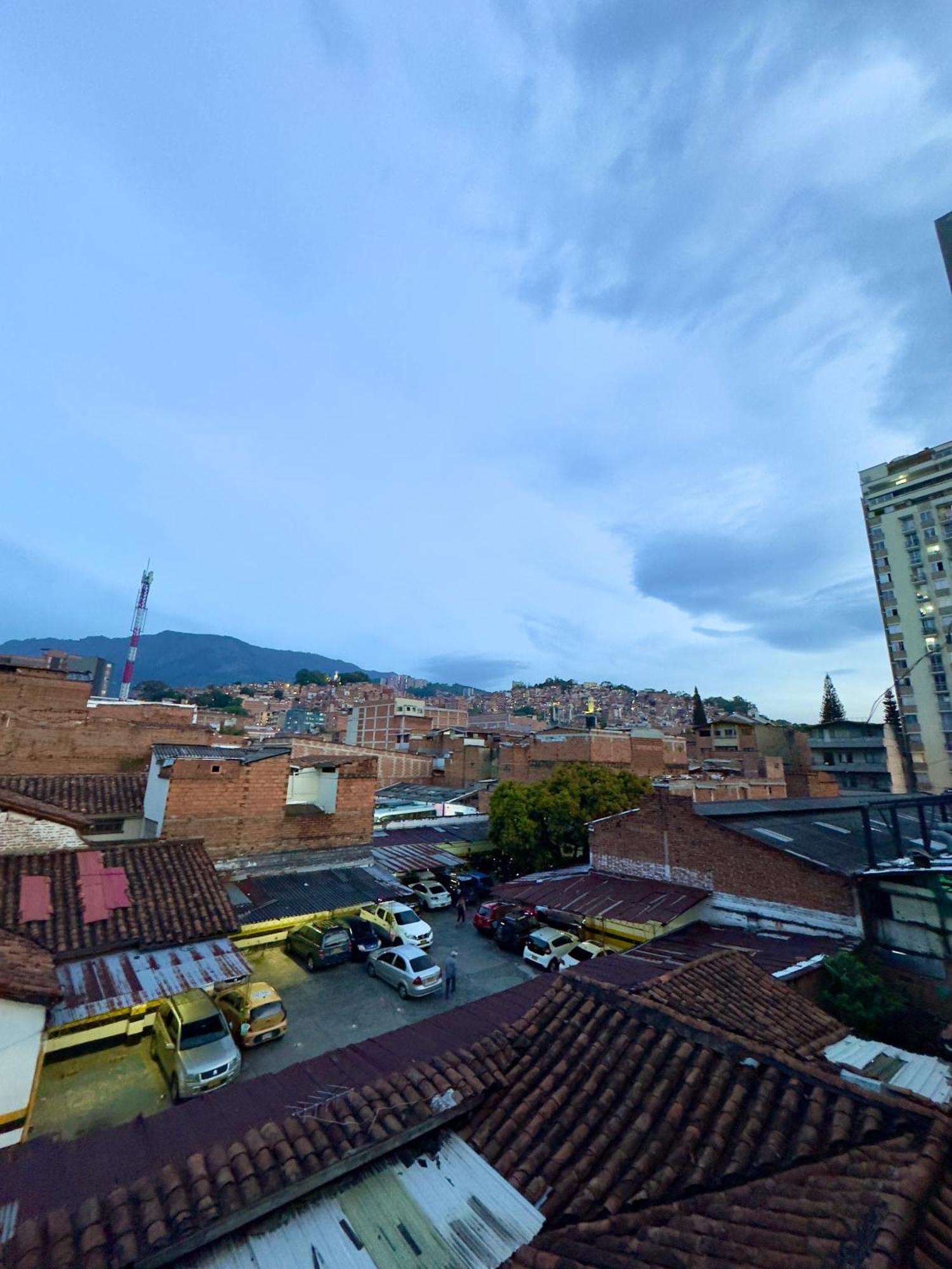 Hotel Select Medellín Exteriör bild