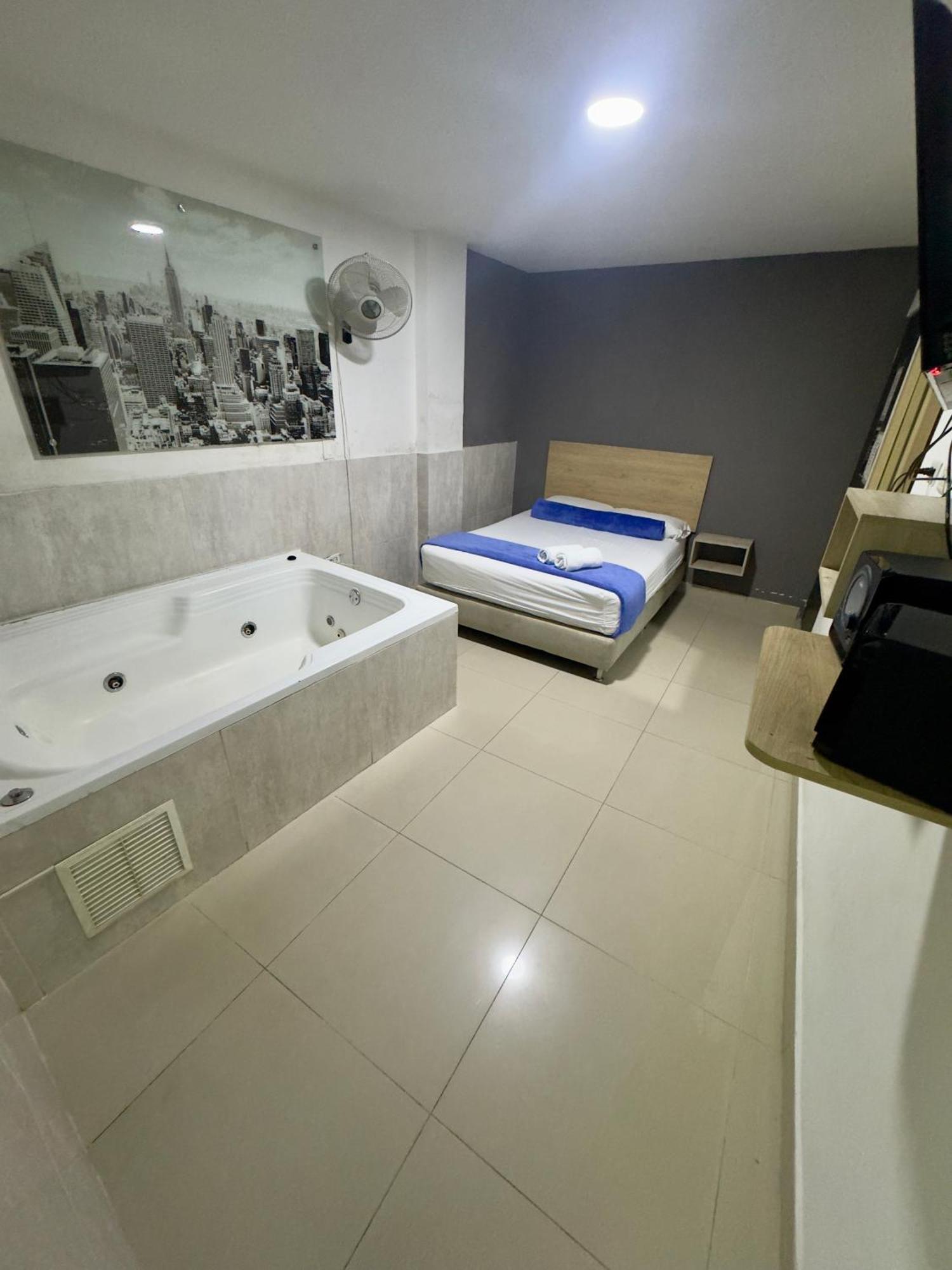 Hotel Select Medellín Exteriör bild